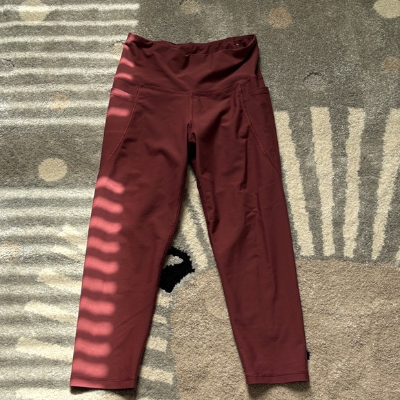 Old Navy Pants - Old Navy Maroon Leggings